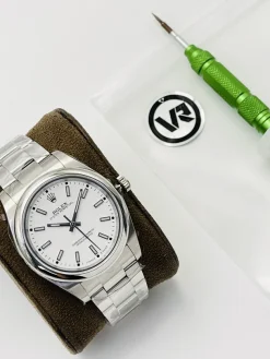 ROLEX Oyster Perpetual Automatic 114300 (White Dial) 39mm A500202606040176489