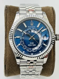 ROLEX Sky Dweller Automatic (Blue Dial) 42mm A600202606040255519
