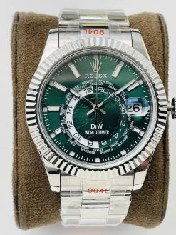 ROLEX Sky Dweller Automatic (Green Dial) 42mm A600202606040257519