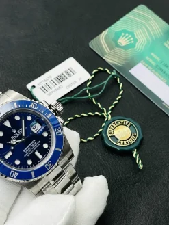 Alternative view of ROLEX Submariner Automatic (Black-Blue-Green Dial) 40mm VS B350202606040184739