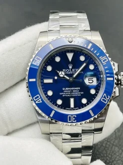 ROLEX Submariner Automatic (Blue Dial) 40mm VS B250202606040241709