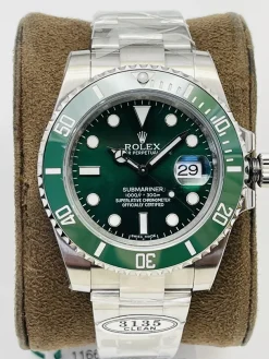 ROLEX Submariner Automatic (Green Dial) 40mm CLEAN B450202606040195769
