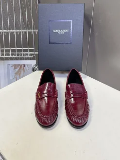 Alternative view of SAINT LAURENT Flats & Loafers Crocodile Embossed Leather (Burgundy-Black) EU39-44 C20202606033044139