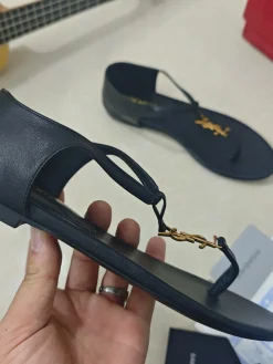 SAINT LAURENT Sandals & Mules Leather (Black-Gold) EU34-41 B40202606033065109