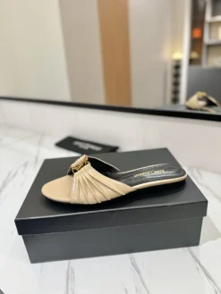 SAINT LAURENT Slides & Slippers Leather (Beige-Black) EU35-42 B40202606033091109