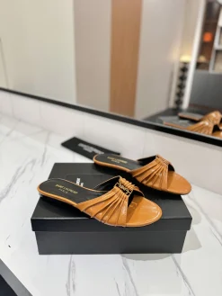 Alternative view of SAINT LAURENT Slides & Slippers Leather (Brown-Black) EU35-42 B40202606033079109
