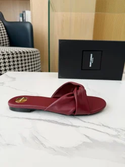 SAINT LAURENT Slides & Slippers Leather (Burgundy) EU35-43 B0520260603310799