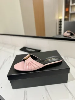 SAINT LAURENT Slides & Slippers Patent Leather (Pink-Black) EU35-42 B40202606033085109