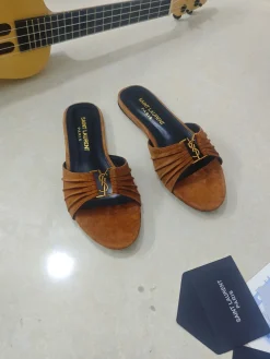 Alternative view of SAINT LAURENT Slides & Slippers Suede (Brown) EU35-41 B40202606033116109