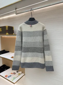 Alternative view of THOM BROWNE Sweaters & Knitwear Knit (Grey-White) S-XL C65202606130288159