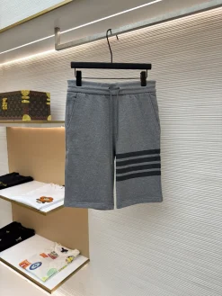 THOM BROWNE Trousers & Shorts Cotton (Grey-Black) 1-4 A8020260613117599