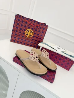 TORY BURCH Sandals & Mules Leather-Rhinestone (Beige-Black) EU35-41 A6020260603324089