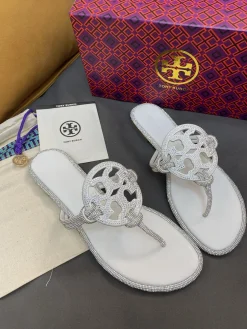 TORY BURCH Sandals & Mules Leather-Rhinestone (White-Silver) EU35-42 A4020260603313689