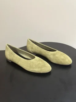 UNCATEGORIZED Flats & Loafers Suede (Light Green) EU35-39 B50202606033411119