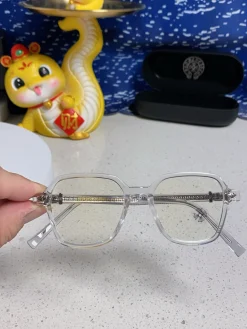 Alternative view of UNCATEGORIZED Glasses & Sunglasses G020260602051159