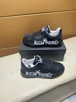 UNCATEGORIZED Sneakers & Trainers Leather (Black-White) EU38-44 B70202606033335119
