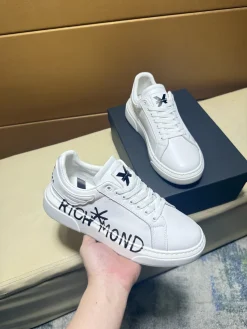 Alternative view of UNCATEGORIZED Sneakers & Trainers Leather (White-Black) EU36-44 B70202606033391119