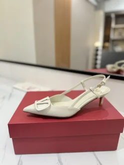 VALENTINO Pumps & Heels Leather (White) EU35-39 B50202606033444119