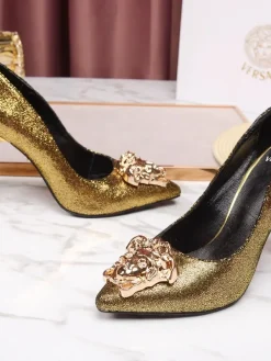VERSACE Pumps & Heels Glitter (Gold-Black) EU35-42 A9020260603356399