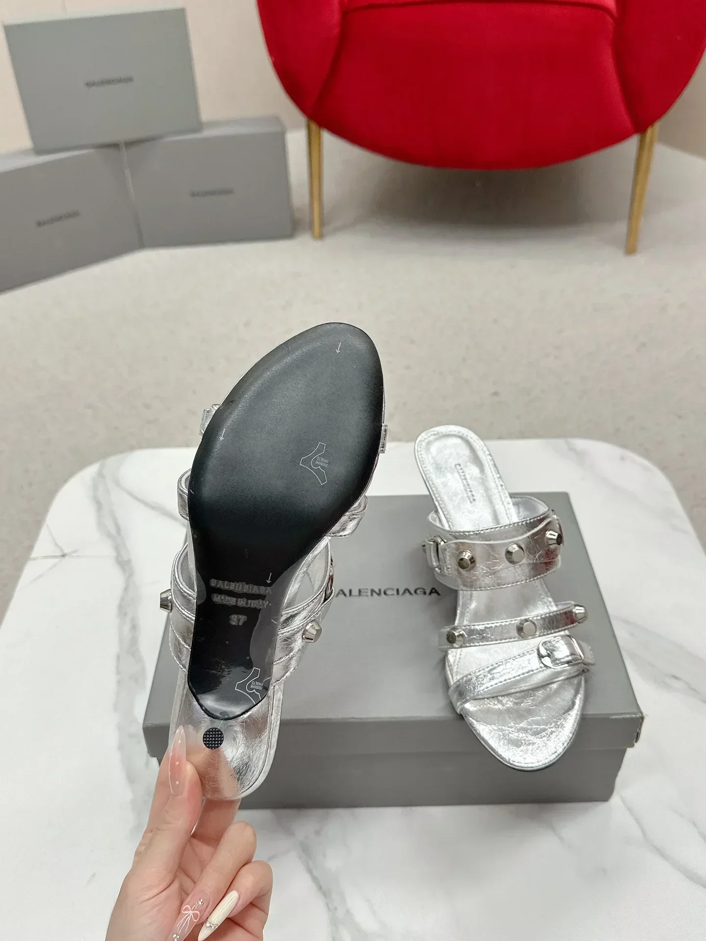 BALENCIAGA Sandals & Mules Metallic Leather (Silver) EU35-39 B90202607050075 - Image 9