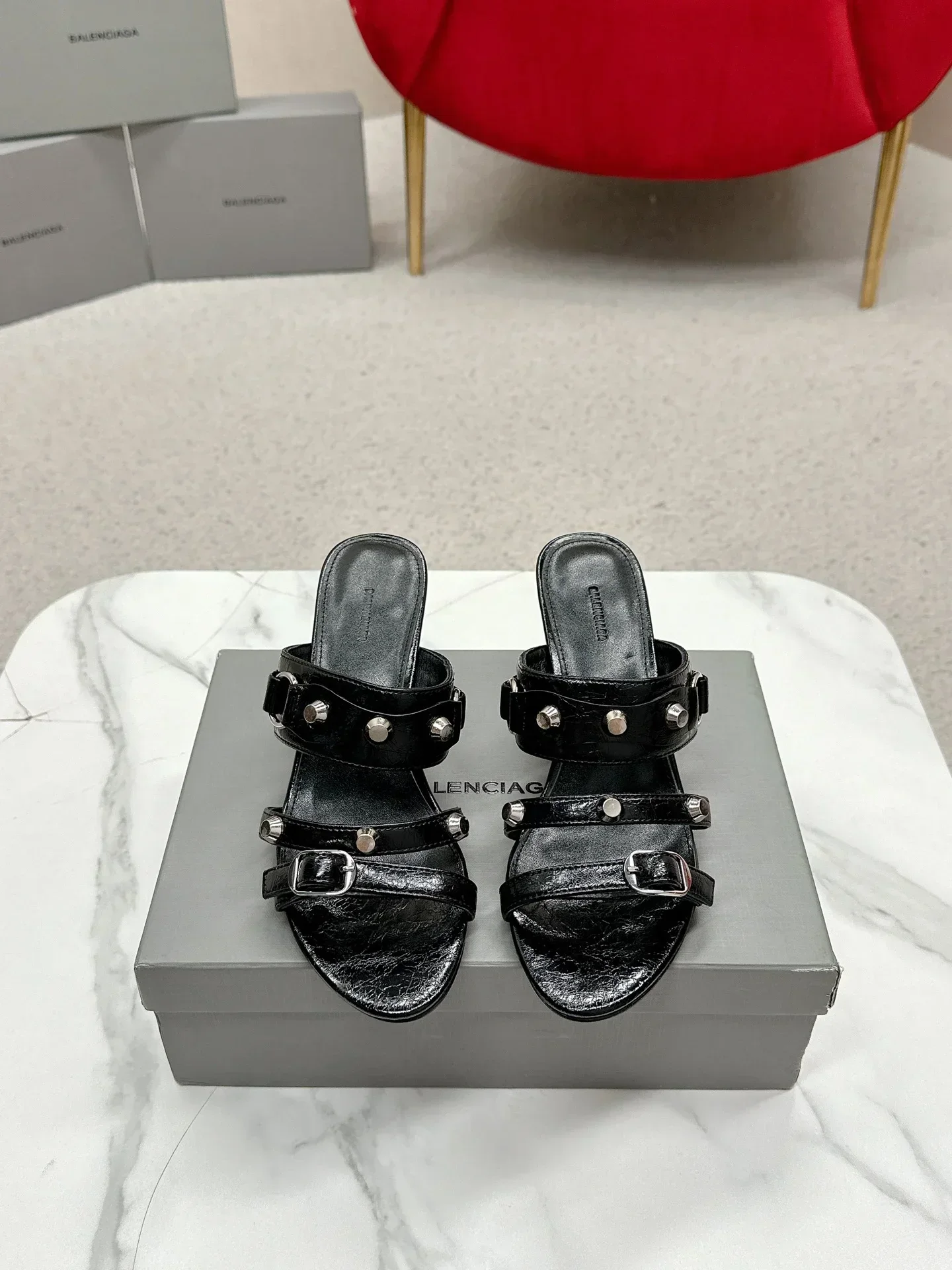BALENCIAGA Sandals & Mules Patent Leather (Black) EU35-39 B90202607050074