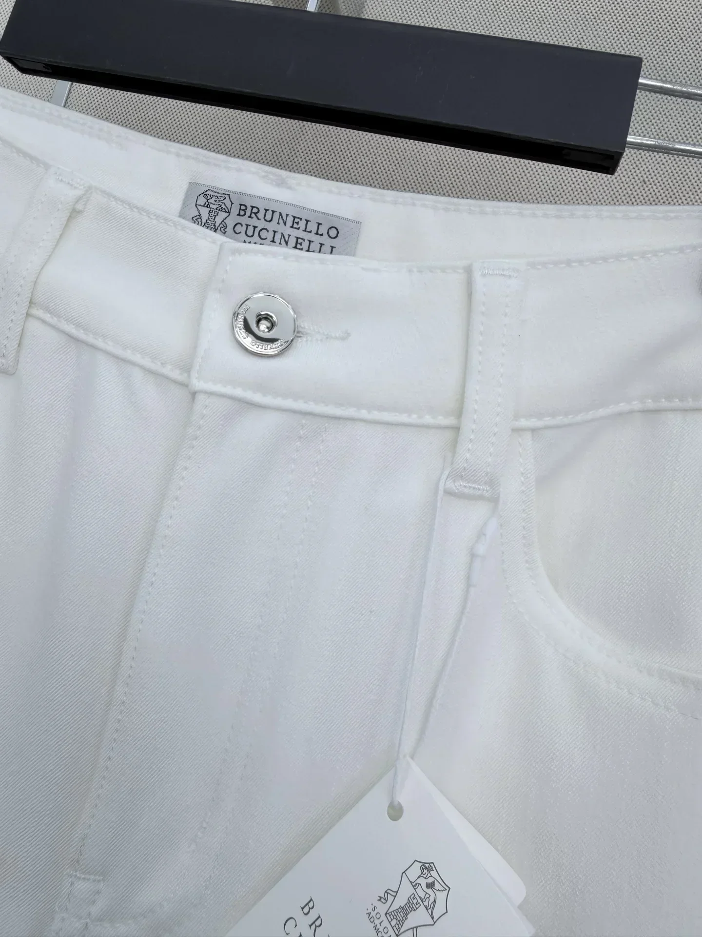 BALENCIAGA Trousers & Shorts Cotton (White) S-L A85202607050094 - Image 5