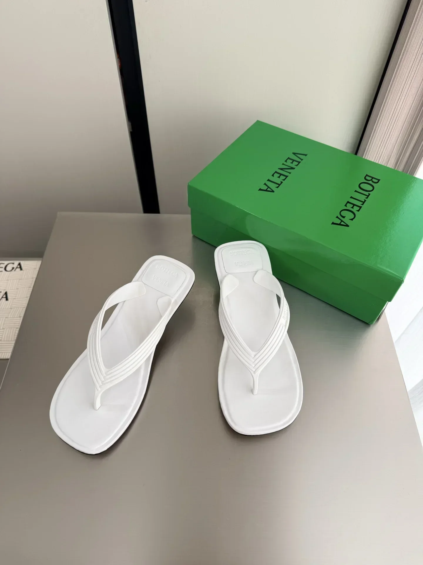 BOTTEGA VENETA Sandals & Mules Rubber (White) EU35-40 B80202607050116 - Image 2