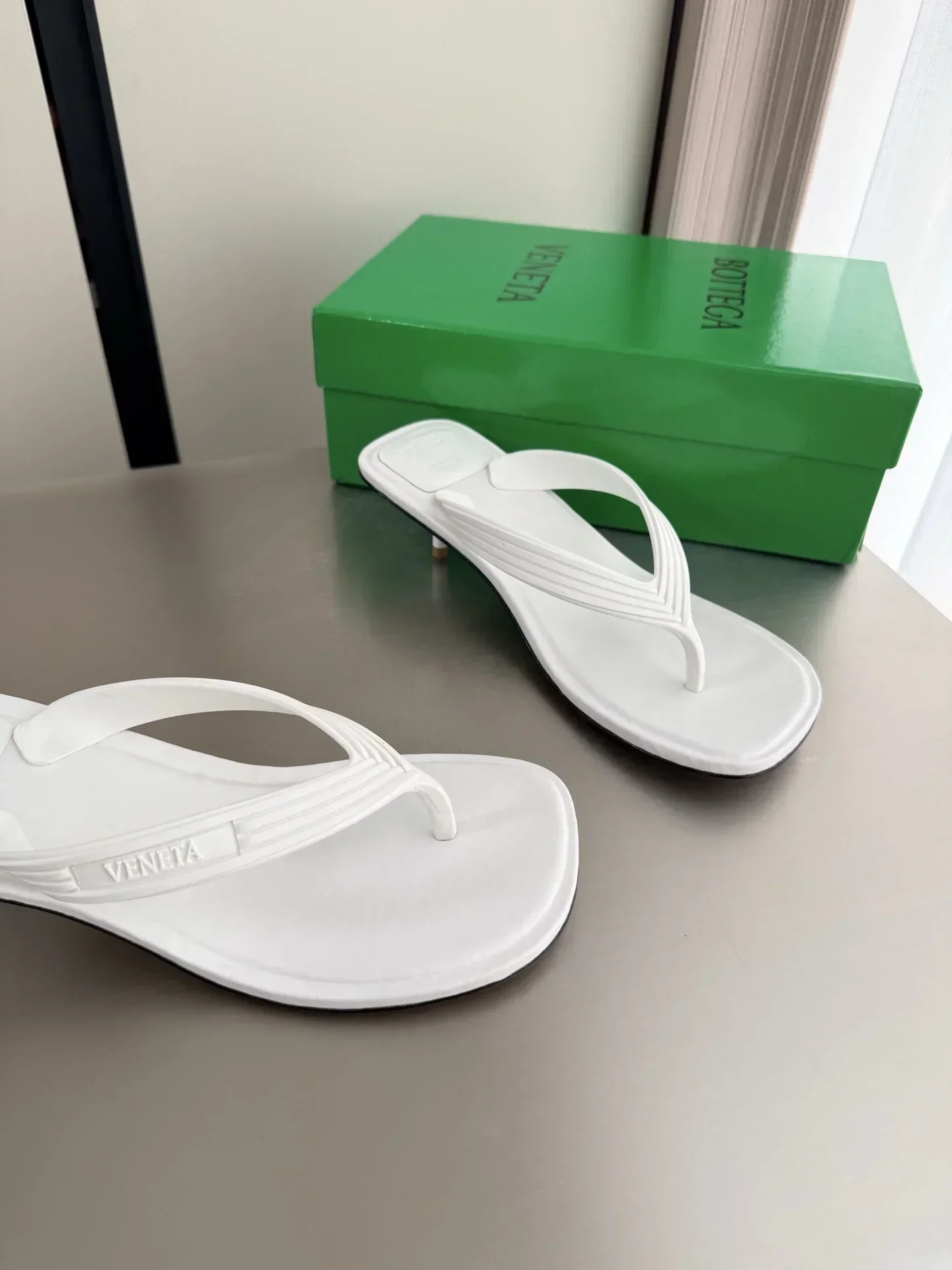 BOTTEGA VENETA Sandals & Mules Rubber (White) EU35-40 B80202607050116 - Image 8