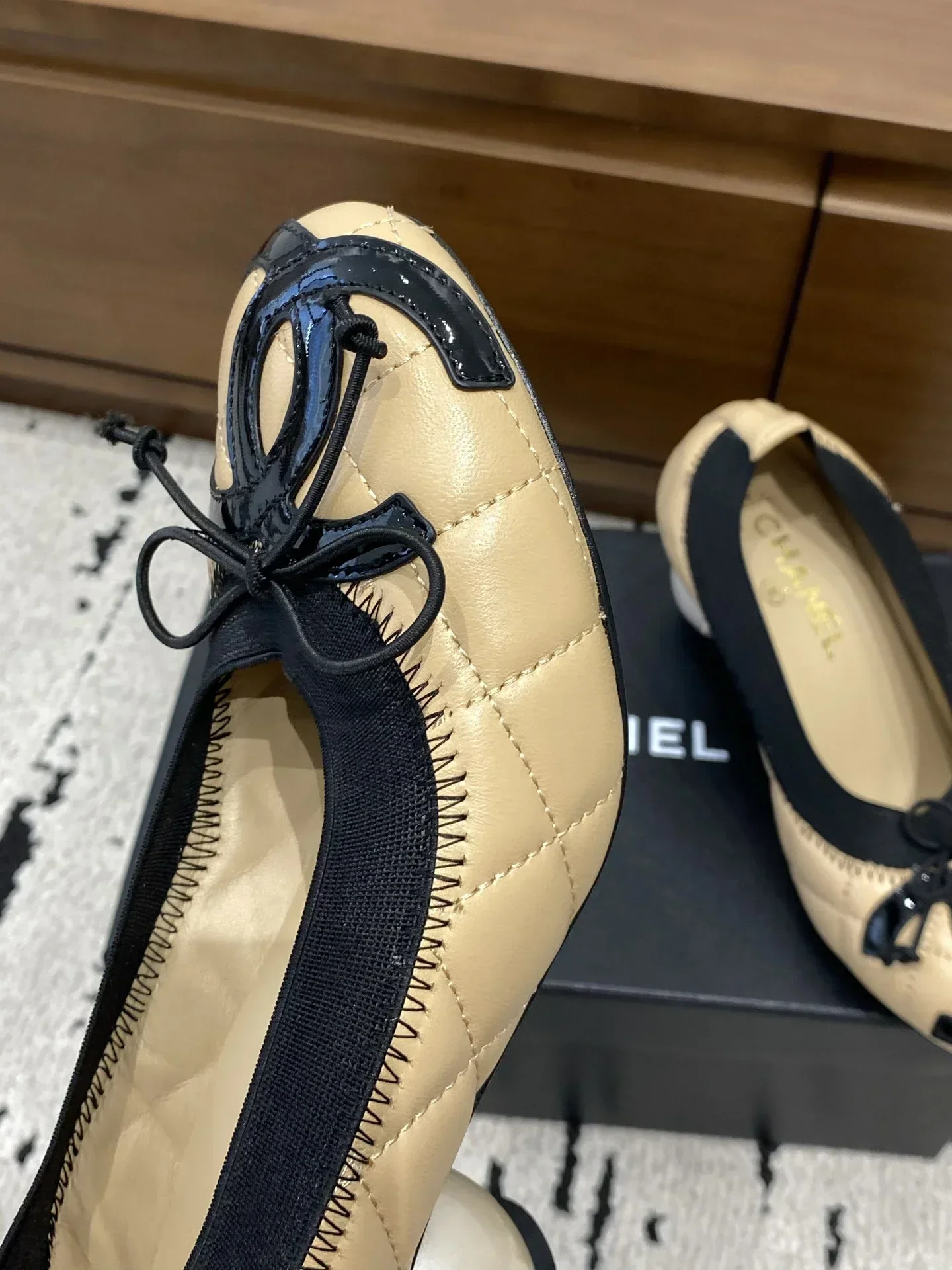 CHANEL Flats & Loafers Lambskin (Beige-Black) EU35-39 B80202607051350 - Image 8