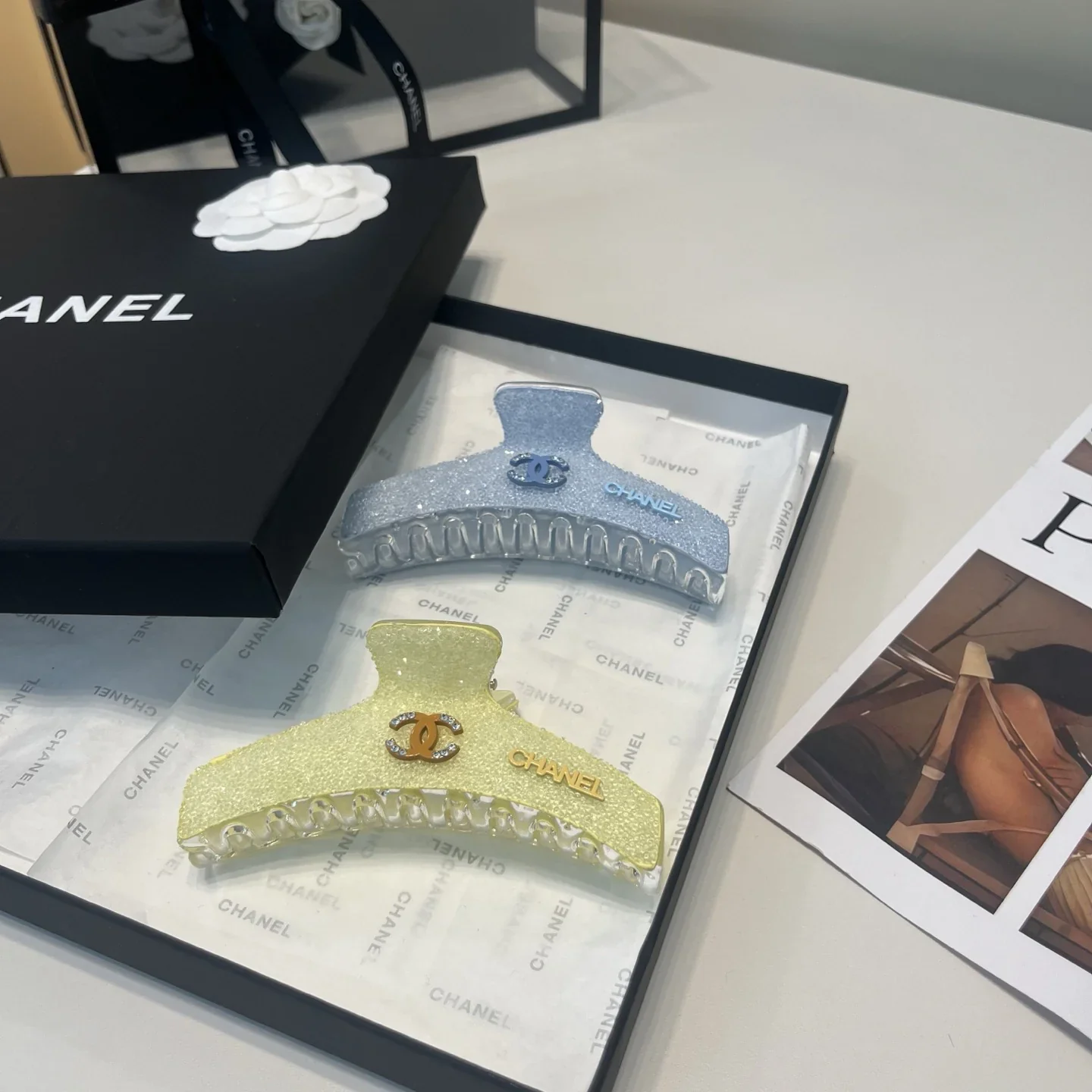 CHANEL Hair Accessories E0202607020242 - Image 8