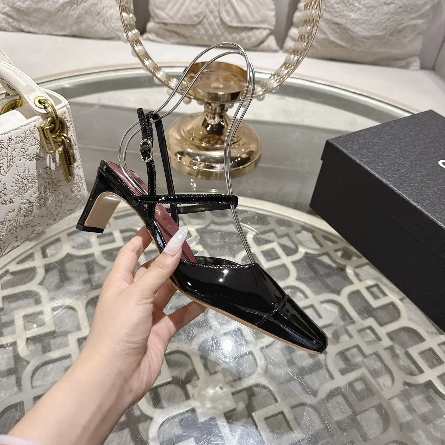 CHANEL Sandals & Mules Patent Leather (Black) EU35-40 B60202607050146 - Image 5