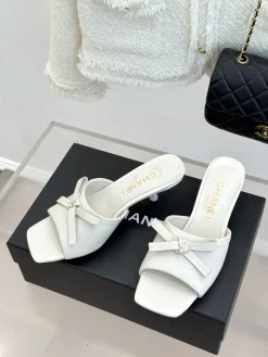 Alternative view of CHANEL Slides & Slippers Lambskin (White) EU35-39 B60202607051284