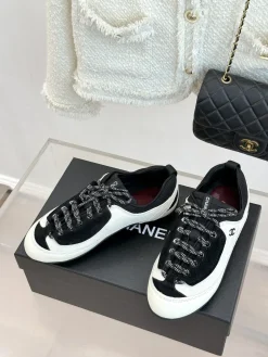 Alternative view of CHANEL Sneakers & Trainers Calfskin & Mesh (Black-White) EU35-39 B90202607051465