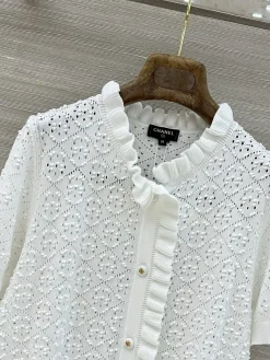 Alternative view of CHANEL Sweaters & Knitwear Knit (White) 36-40 B80202607051567
