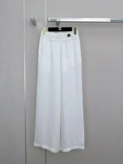 CHANEL Trousers & Shorts Linen (White) S-M-L A90202607050230