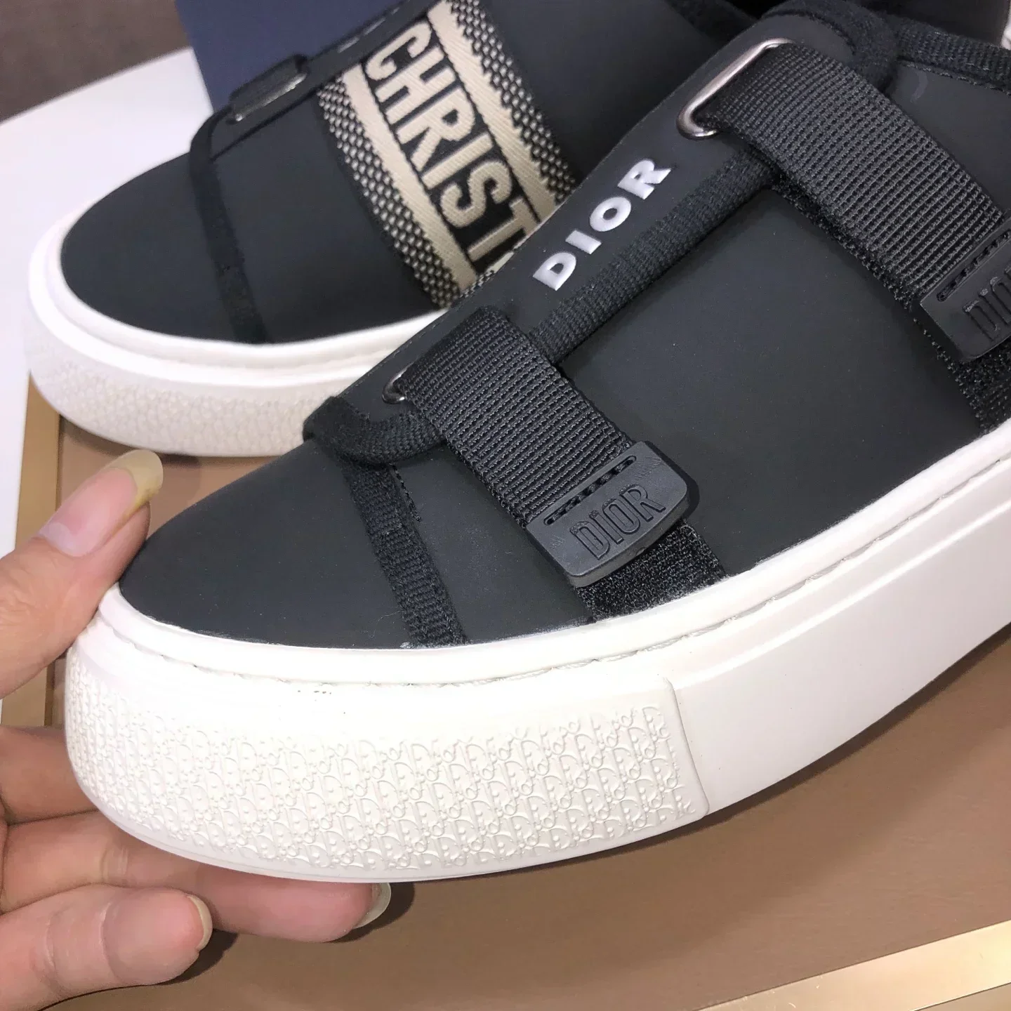 DIOR Sneakers & Trainers Canvas (Black-White-Gold) EU39-44 B60202607050224 - Image 7