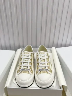 DIOR Sneakers & Trainers Embroidered Canvas (White-Beige) EU35-41 B40202607050213
