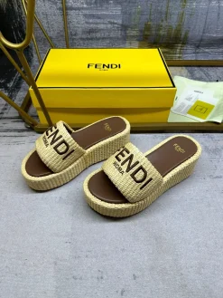 Alternative view of FENDI Slides & Slippers Raffia (Beige-Brown) EU35-42 B00202607050809