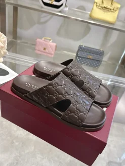 GUCCI Slides & Slippers Calfskin Leather (Brown) EU39-46 B20202607050909