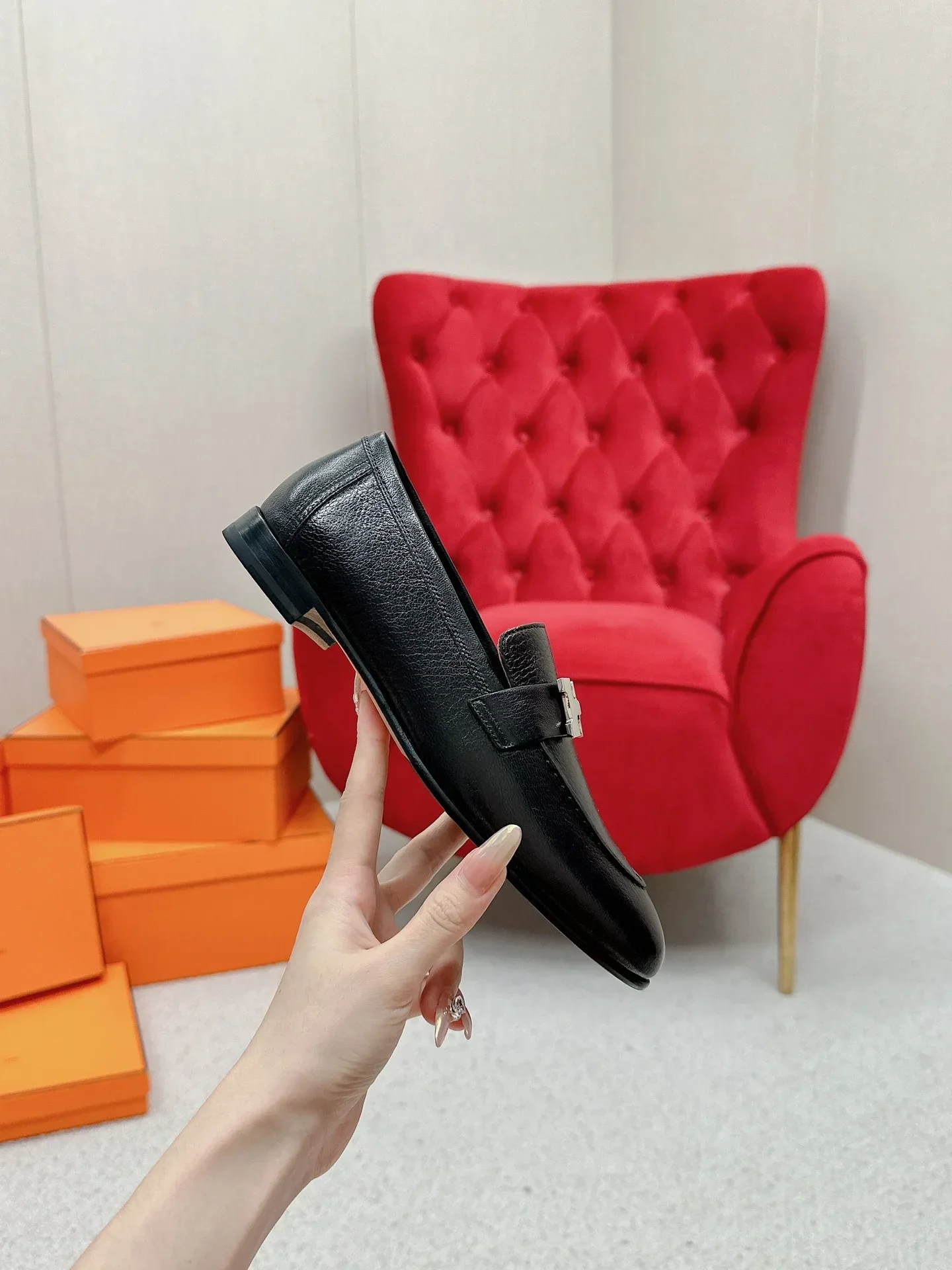 HERMES Flats & Loafers Grained Leather (Black) EU35-39 C30202607051615 - Image 4