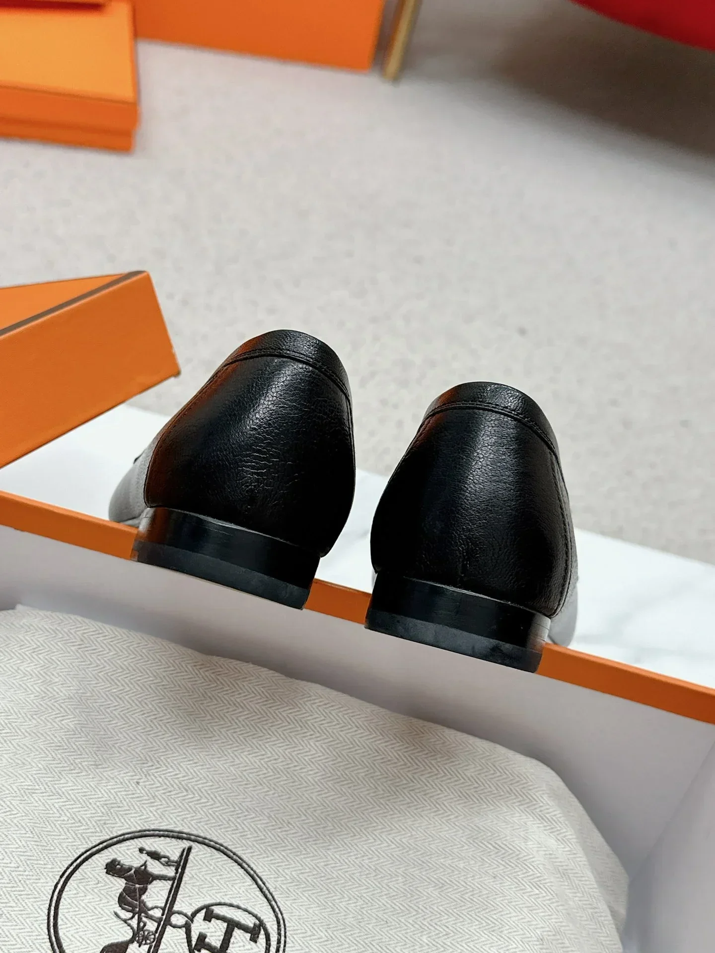 HERMES Flats & Loafers Grained Leather (Black) EU35-39 C30202607051615 - Image 7