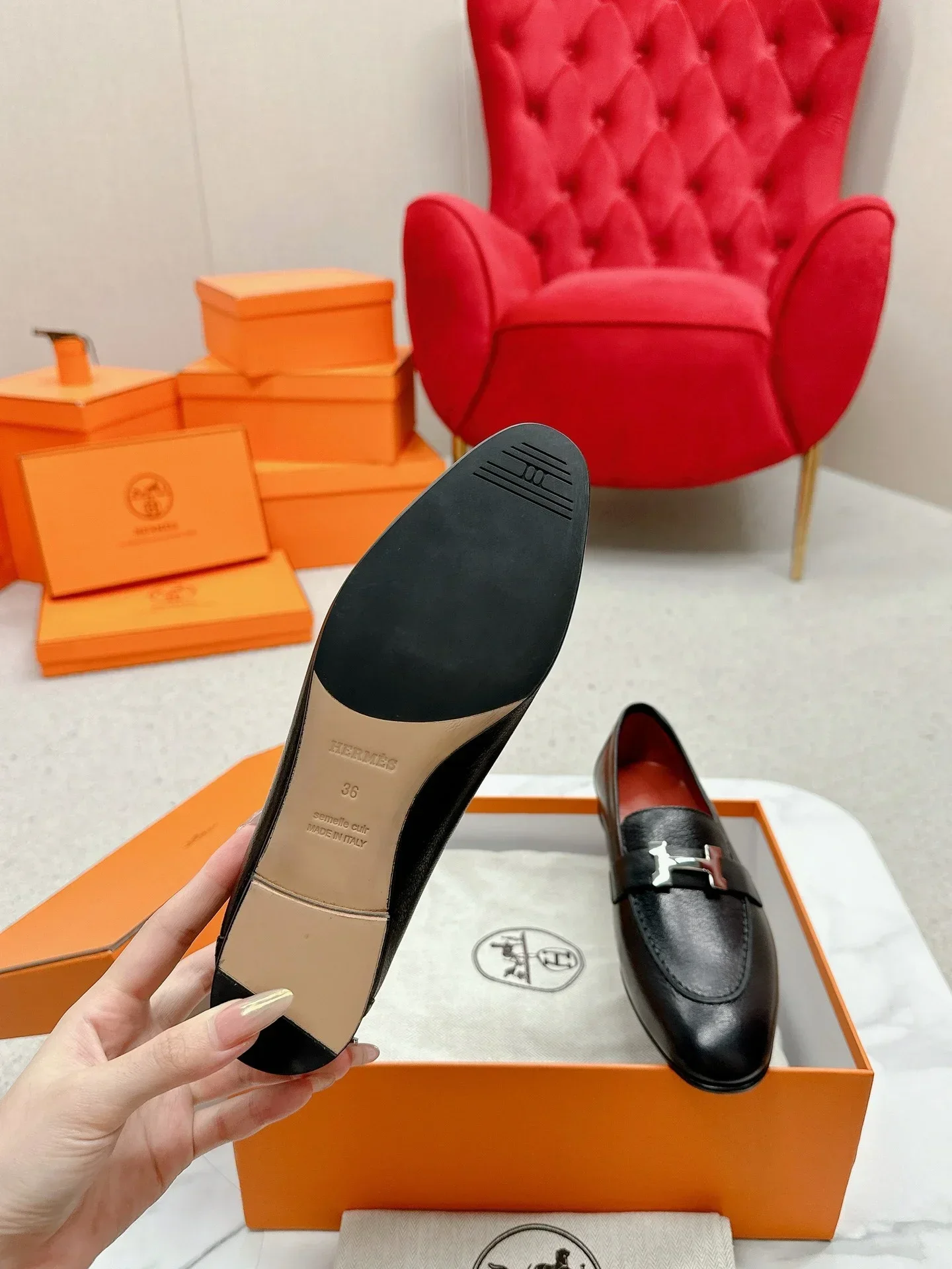 HERMES Flats & Loafers Grained Leather (Black) EU35-39 C30202607051615 - Image 9