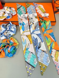Alternative view of HERMES Scarves & Twilly D5202607020423