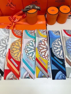 HERMES Scarves & Twilly D5202607020631