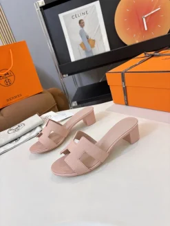 HERMES Slides & Slippers Epsom Leather (Pink) EU35-39 B10202607050839
