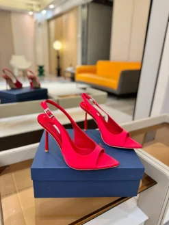 Alternative view of LE SILLA Pumps & Heels Silk (Red) EU35-41 B90202607050385