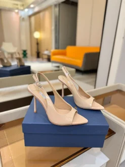 Alternative view of LE SILLA Sandals & Mules Patent Leather (Beige) EU35-41 B90202607050361