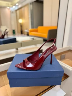 LE SILLA Sandals & Mules Patent Leather (Burgundy) EU35-41 B90202607050371