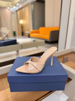 LE SILLA Shoes Patent Leather (Beige) B80202607050346