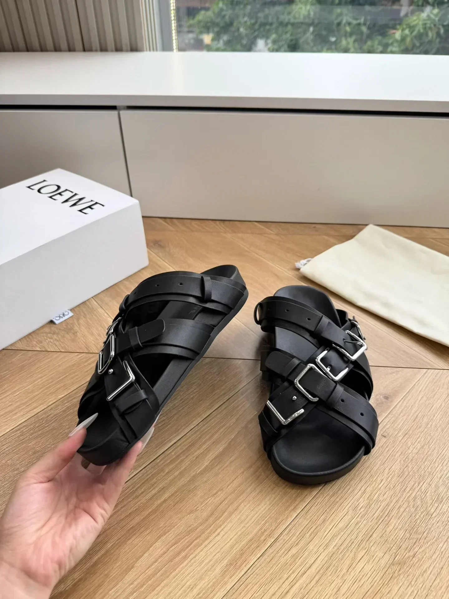 LOEWE Sandals & Mules Calfskin (Black) EU35-40 B40202607050392 - Image 3